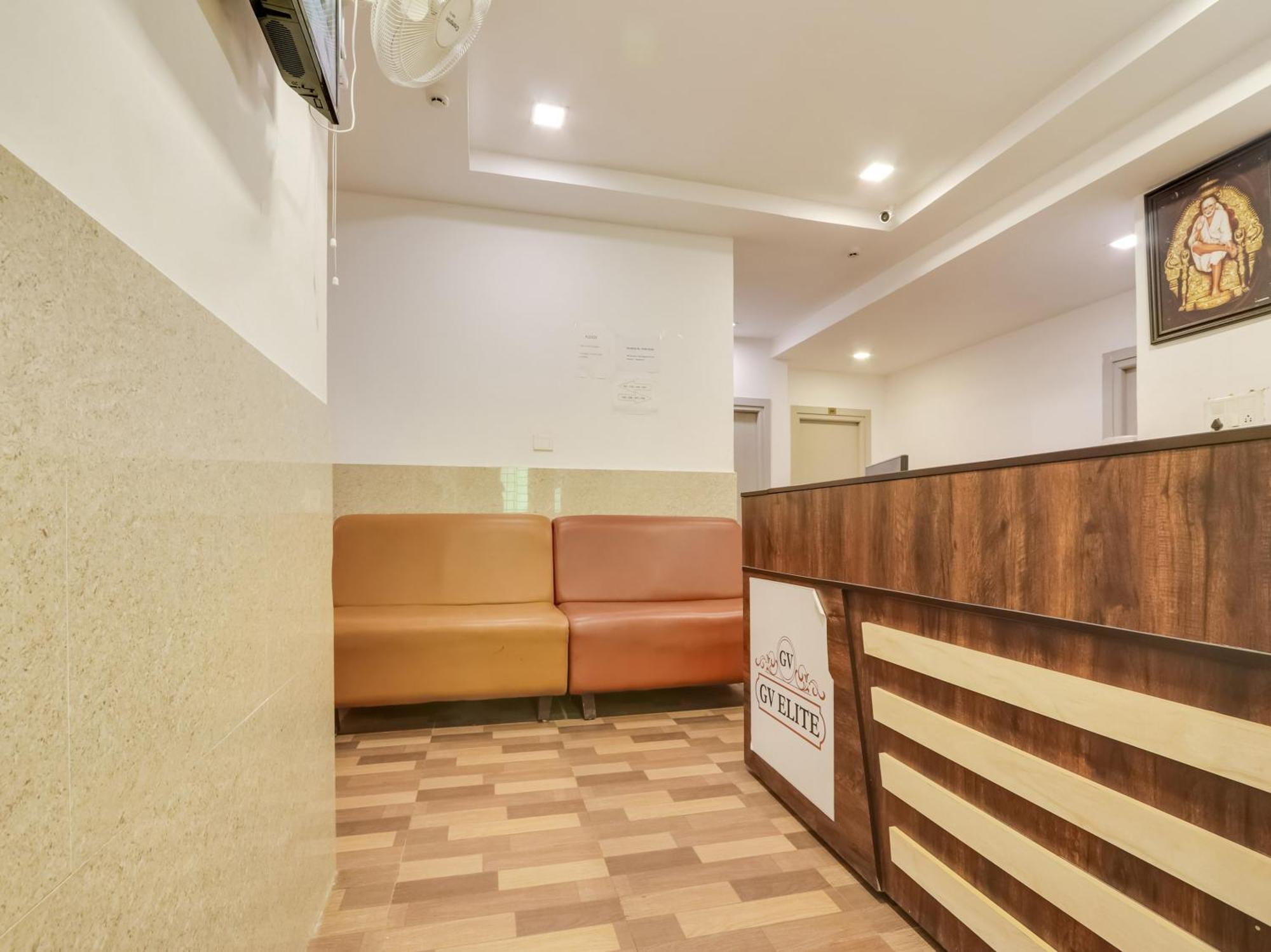 Super Townhouse Qualia Prime Hotel Near Nexus Mall ไฮเดอราบัด ภายนอก รูปภาพ