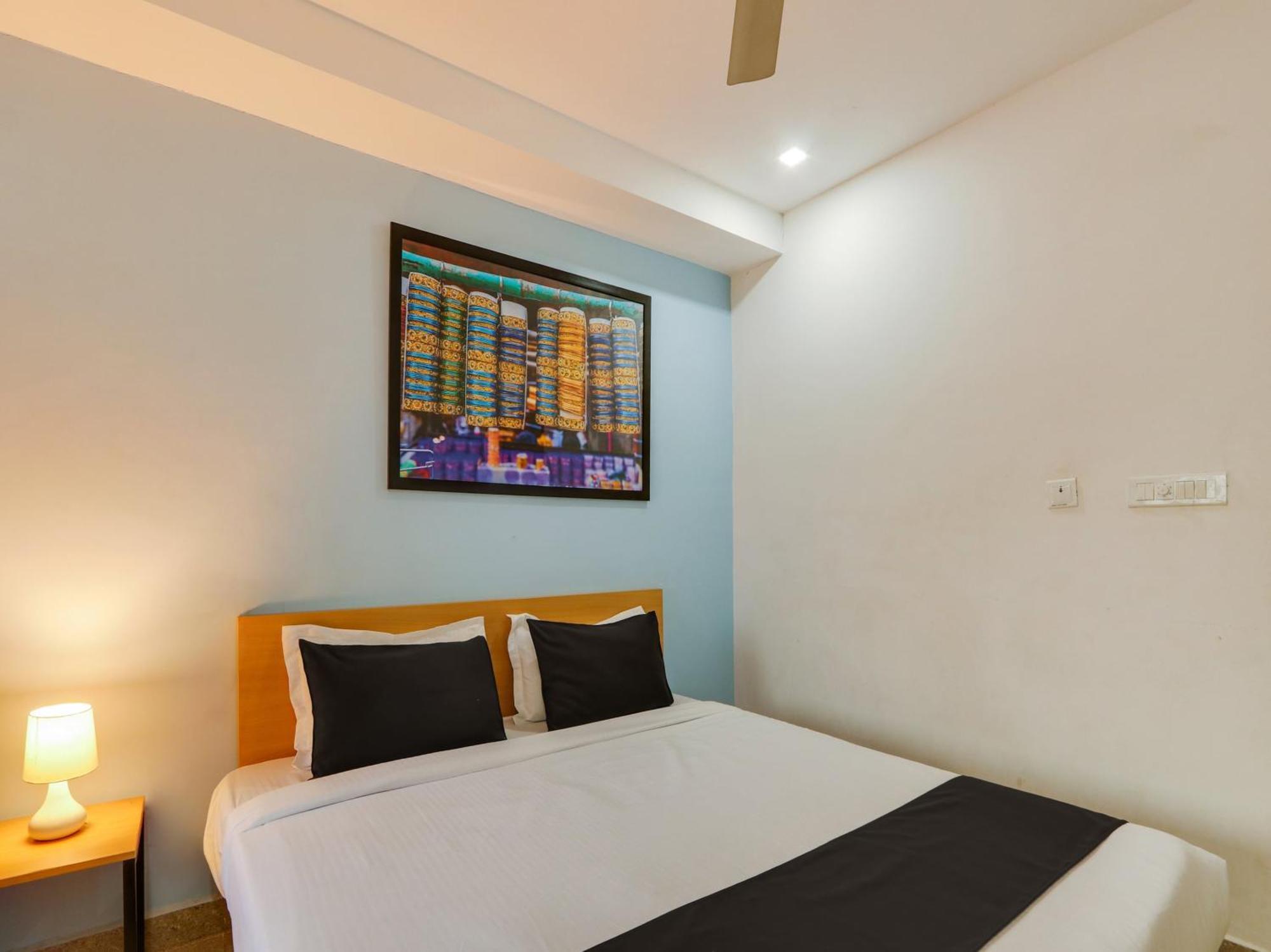Super Townhouse Qualia Prime Hotel Near Nexus Mall ไฮเดอราบัด ภายนอก รูปภาพ